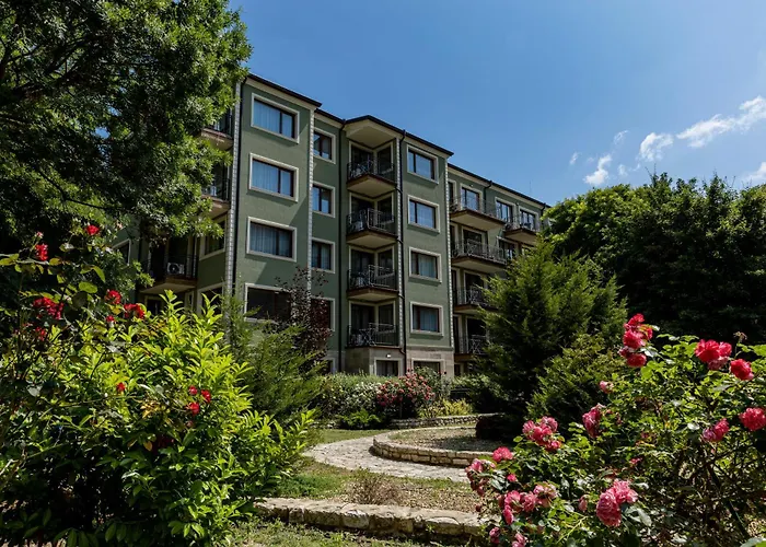 Family One-bedroom With Kitchen Apartment Saints Constantine and Helena