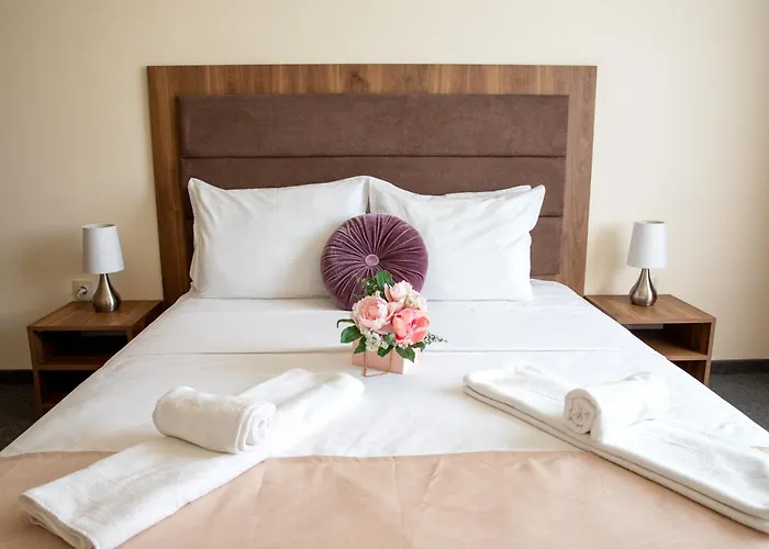 Family One-bedroom With Kitchen Apartment Saints Constantine and Helena